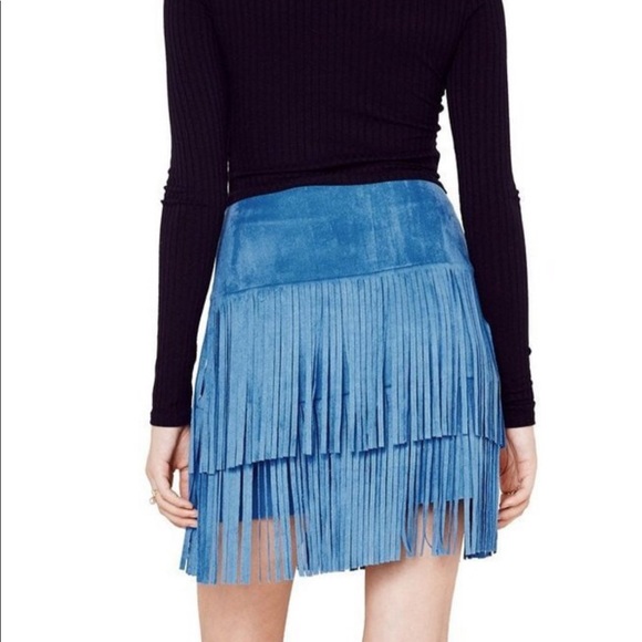 SALE: ⭐️ BLUE FRINGE Mini Faux Suede Skirt - Picture 4 of 6